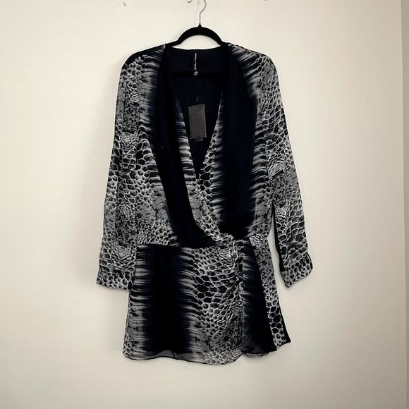 NWT W118 By Walter Baker Brooke Silver Scale Mini Cocktail Wrap Front Mini Dress - Picture 1 of 8